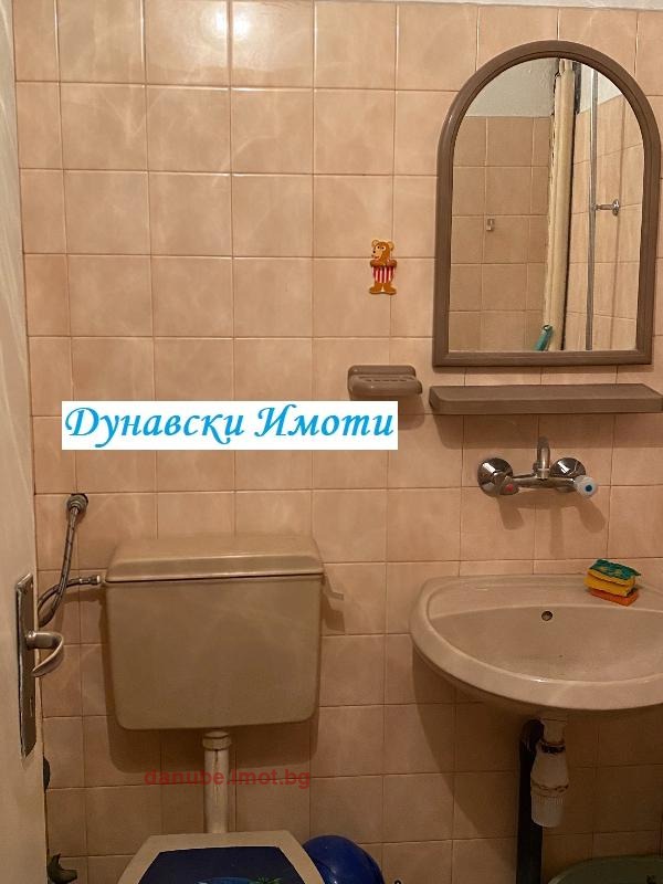 Дава под наем 3-СТАЕН, гр. Русе, Ялта, снимка 13 - Апартаменти - 56464888