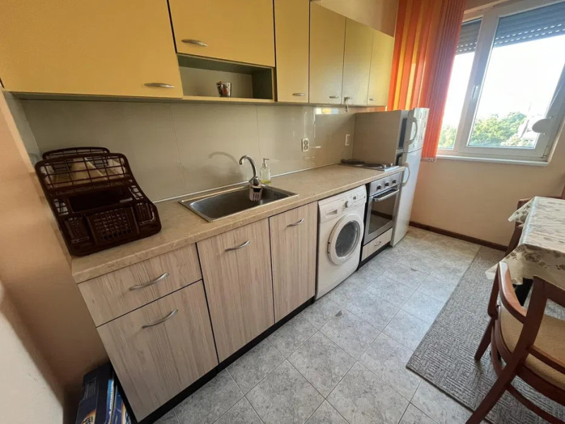Дава под наем  2-стаен град Пловдив , Кючук Париж , 60 кв.м | 53526705