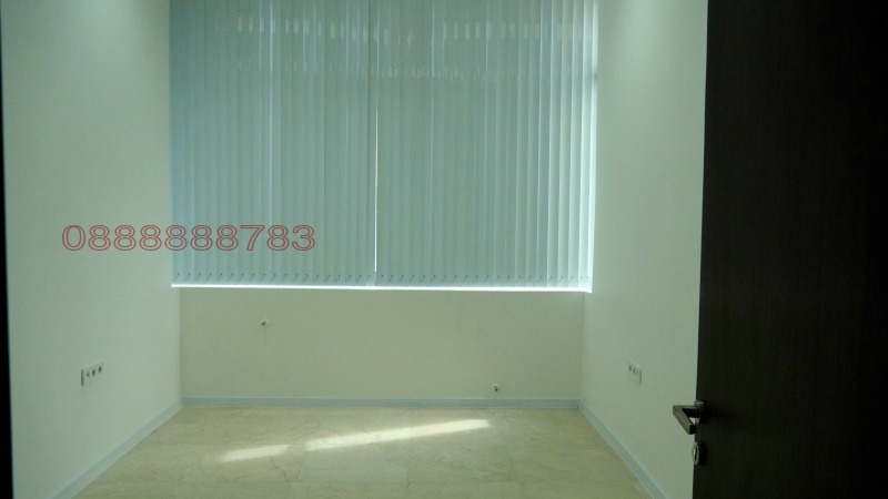 En renta  Oficina Dobrich , Tsentar , 21 metros cuadrados | 18949938 - imagen [2]