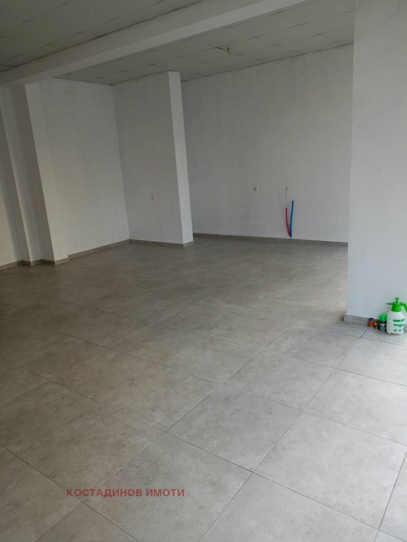 Til leje  Butik Plovdiv , Hristo Smirnenski , 120 kvm | 93923476 - billede [2]