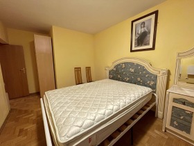 1 quarto Tchataldja, Varna 10