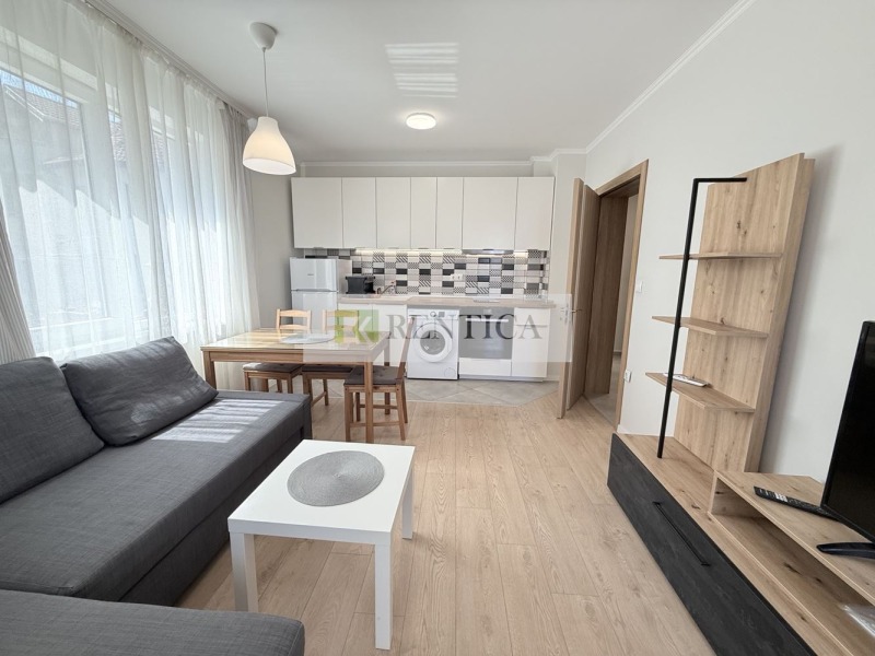 A louer  1 chambre Varna , Briz , 67 m² | 38902312