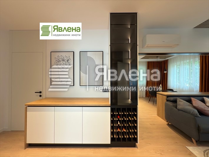 Zu vermieten  3 Schlafzimmer Sofia , Zentar , 120 qm | 28739389 - Bild [7]
