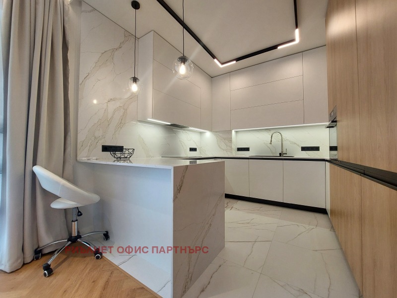 Дава под наем КЪЩА, с. Вакарел, област София област, снимка 4 - Къщи - 53513161