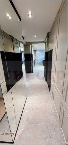 Дава под наем МНОГОСТАЕН, гр. София, Изток, снимка 7 - Апартаменти - 55207917