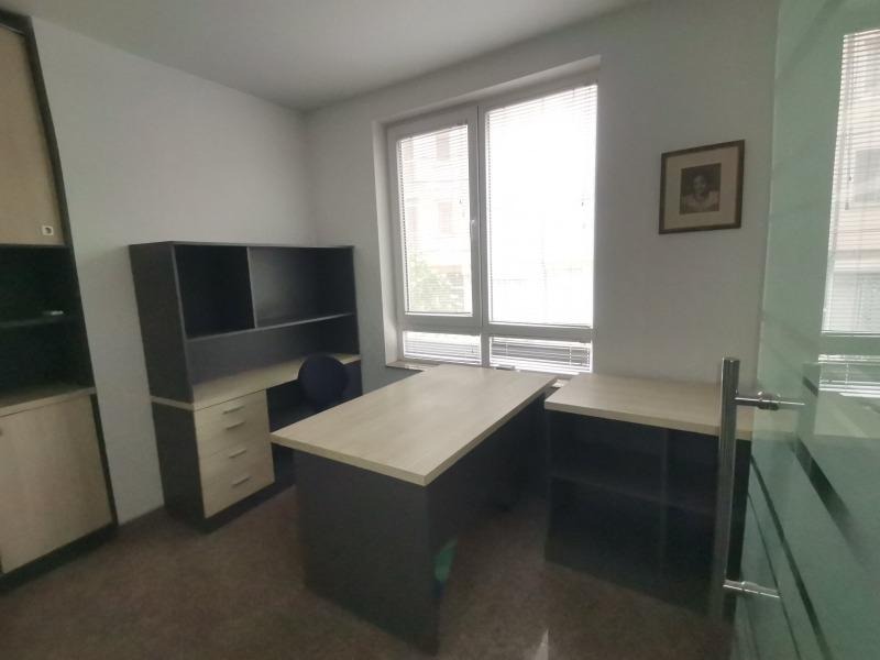 Do wynajęcia  Biuro Sofia , Manastirski liwadi , 85 mkw | 96944398 - obraz [5]