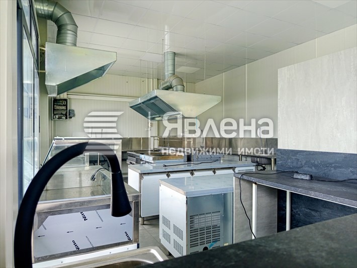 Дава под наем ЗАВЕДЕНИЕ, с. Стряма, област Пловдив
