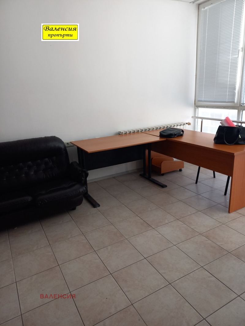 Дава под наем  Офис град Враца , Център , 40 кв.м | 35416982