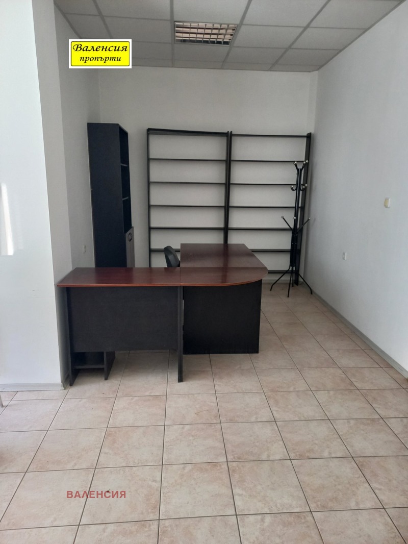 Дава под наем  Офис град Враца , Център , 40 кв.м | 35416982 - изображение [2]