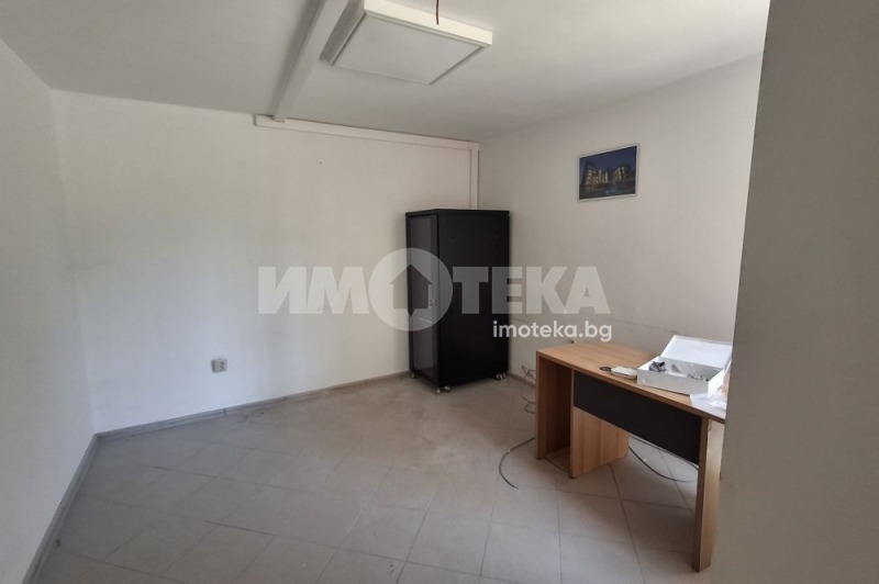 Дава под наем  Магазин град Пловдив , Център , 1073 кв.м | 31365587 - изображение [3]