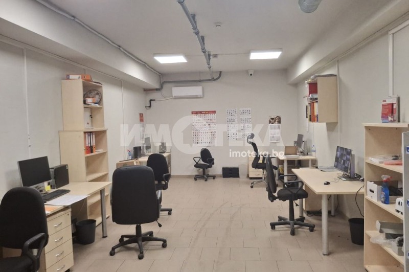Дава под наем  Магазин град Пловдив , Център , 1073 кв.м | 31365587 - изображение [7]