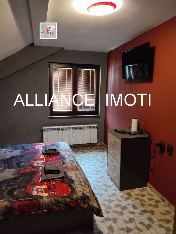 För uthyrning  Hus Sofia , Iztok , 280 kvm | 96139932 - bild [13]