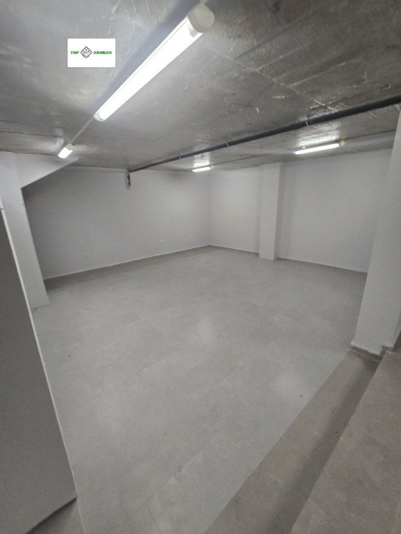 Da affittare  Negozio Plovdiv , Kiuchuk Parig , 200 mq | 48606312 - Immagine [9]