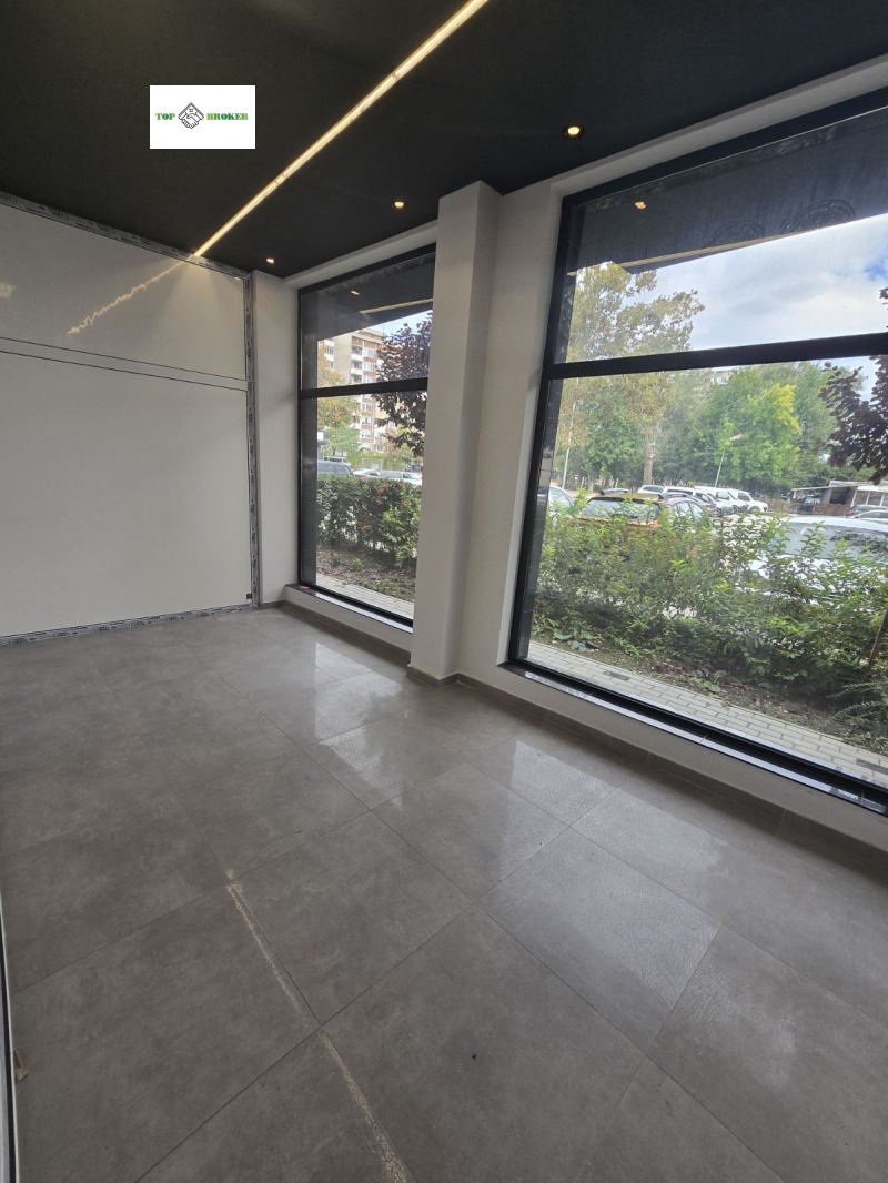 Da affittare  Negozio Plovdiv , Kiuchuk Parig , 200 mq | 48606312 - Immagine [2]