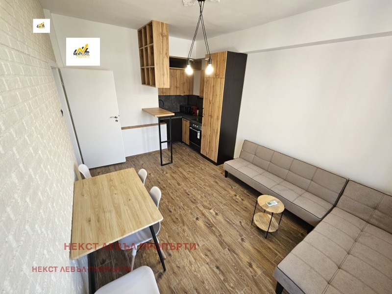 Vuokrattavana  Huone Sofia , Zona B-19 , 75 neliömetriä | 49545342 - kuva [4]