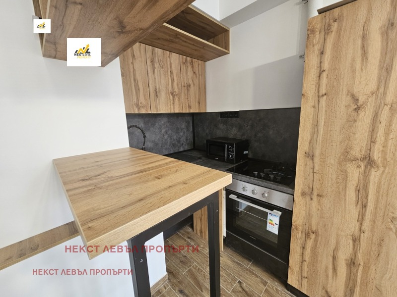 Vuokrattavana  Huone Sofia , Zona B-19 , 75 neliömetriä | 49545342 - kuva [8]
