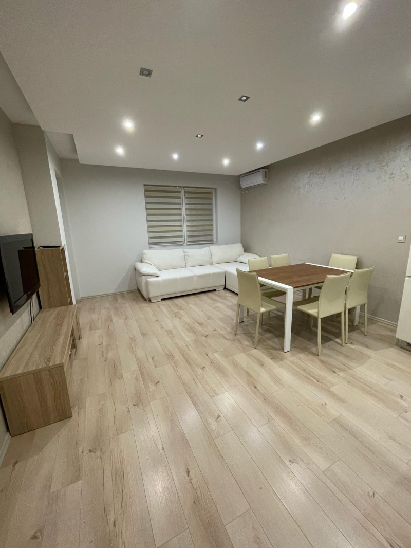 Da affittare  1 camera da letto Plovdiv , Hristo Smirnenski , 55 mq | 23787736 - Immagine [3]