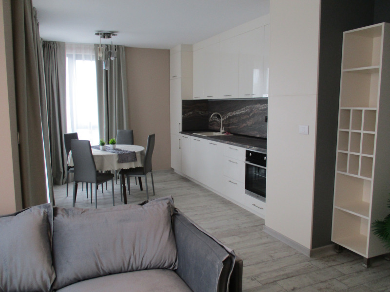 K pronájmu  1 ložnice Plovdiv , Peštersko šose , 80 m2 | 99079139