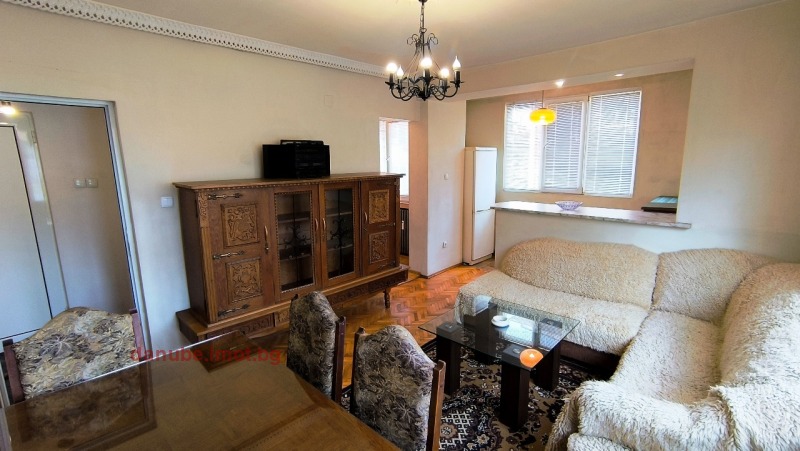 Дава под наем 4-СТАЕН, гр. Русе, Център, снимка 2 - Апартаменти - 52839858