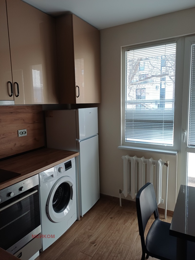 Дава под Наем 2-СТАЕН в град София, Белите брези - 44 кв.м / 550 € » 1 075.71 лв., МЕЙКОМ