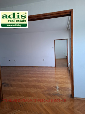 ����� ���� ��� ���� 3-�����,���� �����, �����>