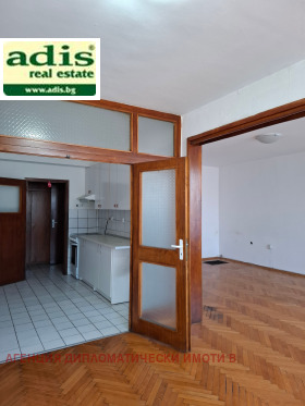 ����� ���� ��� ���� 3-�����,���� �����, �����