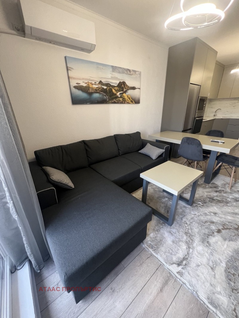 Zu vermieten  1 Schlafzimmer Sofia , Malinowa dolina , 90 qm | 71799875