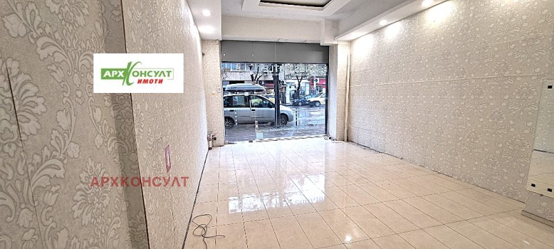 Дава под наем МАГАЗИН, гр. София, Оборище, снимка 2 - Магазини - 53496563