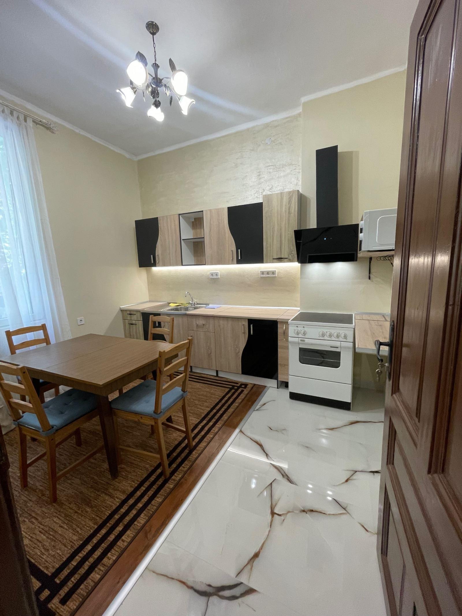 Дава под наем 3-СТАЕН, гр. София, Зона Б-18