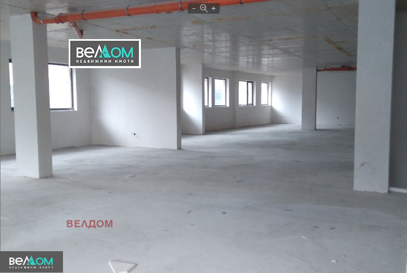 Дава под Наем ОФИС в град Варна, Бриз - 400 кв.м / 4 400 € » 8 605.65 лв., ВЕЛДОМ