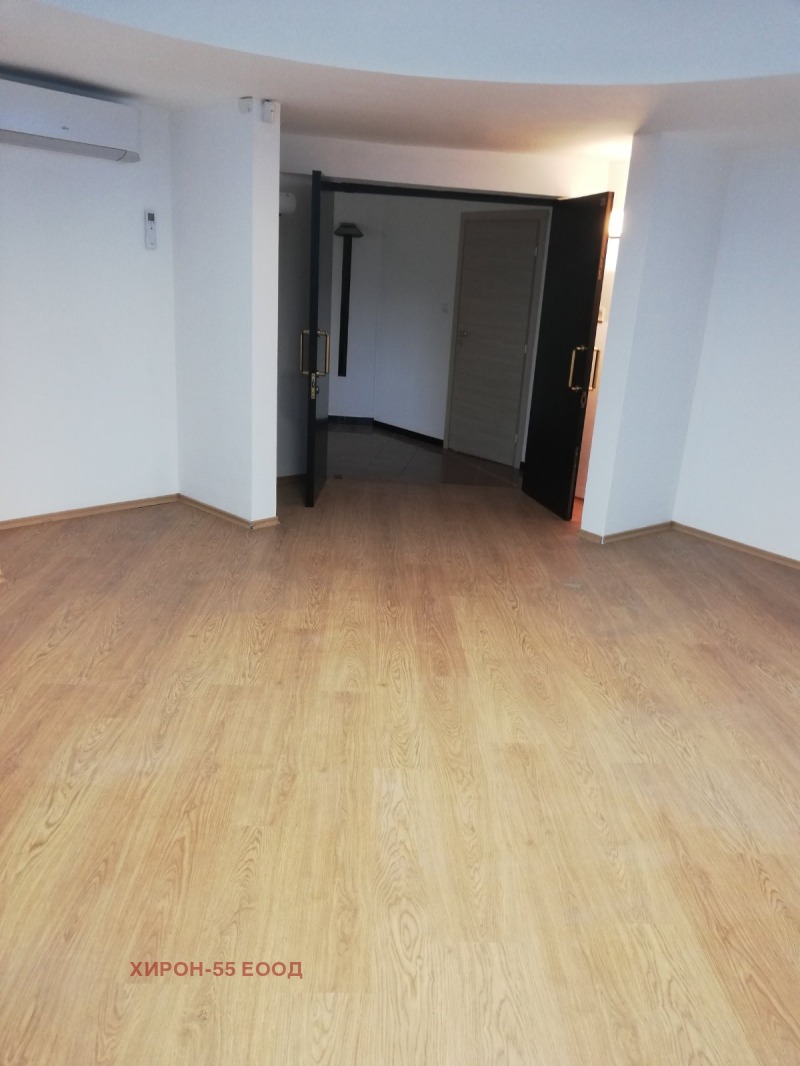 Do wynajęcia  Biuro Sofia , Centar , 200 mkw | 81514751 - obraz [3]
