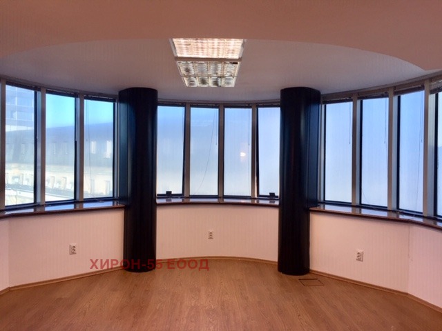 Дава под наем  Офис град София , Център , 200 кв.м | 81514751