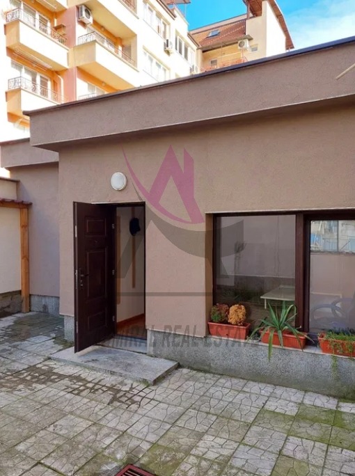 Til leje  Kontor Varna , Tsentar , 45 kvm | 61301050 - billede [2]