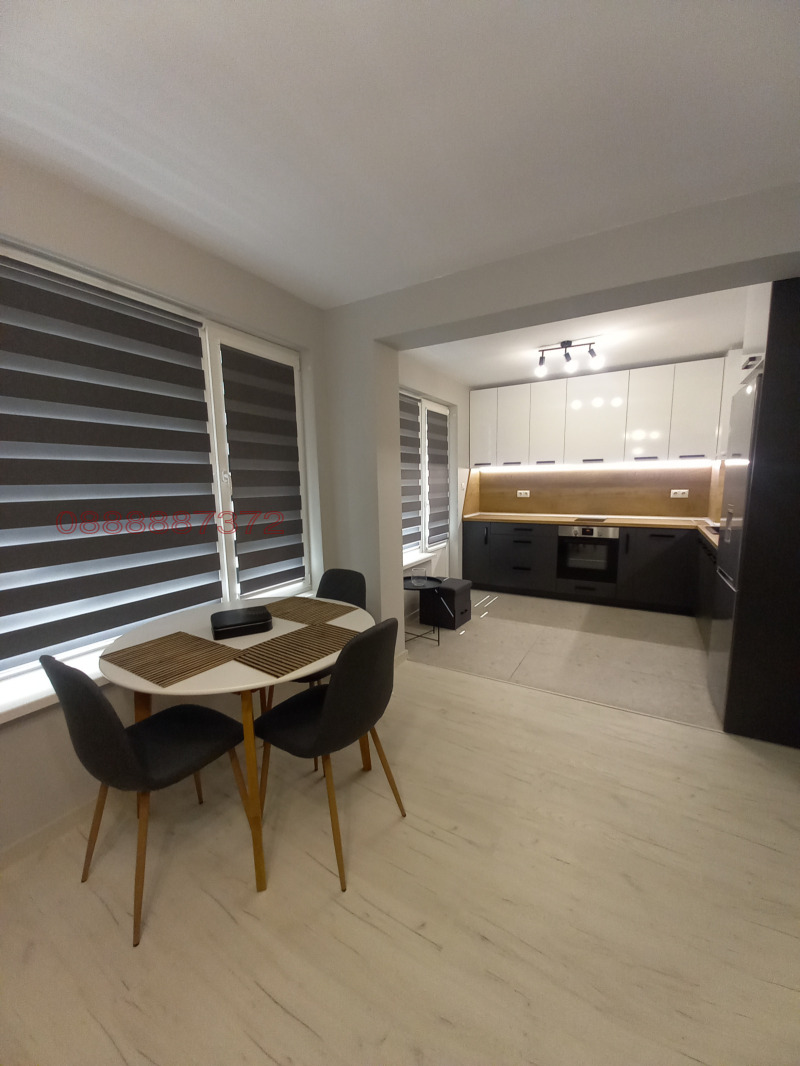 Дава под Наем 2-СТАЕН в град Русе, Център - 60 кв.м / 550 € » 1 075.71 лв.