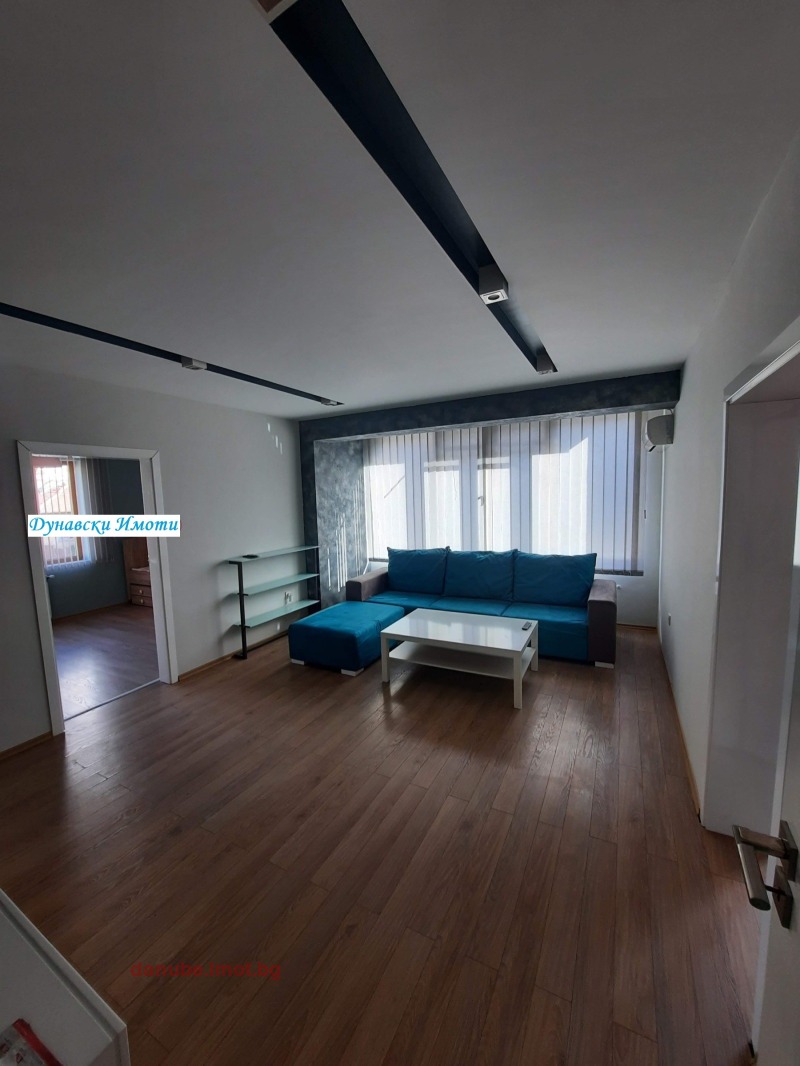 A louer  2 chambres Rouse , Chirok tsentar , 80 m² | 18739581