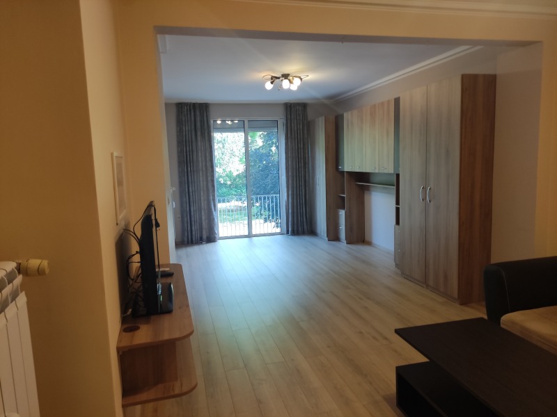 För uthyrning  1 sovrum Sofia , Centar , 84 kvm | 86325046