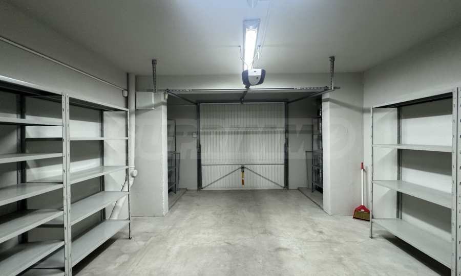 Дава под наем ГАРАЖ, ПАРКОМЯСТО, гр. София, Лозенец