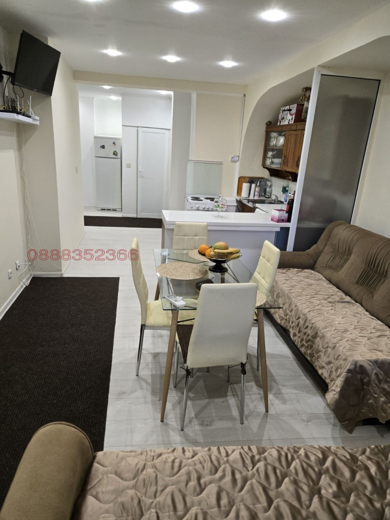 För uthyrning  2 sovrum Sofia , Zona B-18 , 90 kvm | 69138688 - bild [2]
