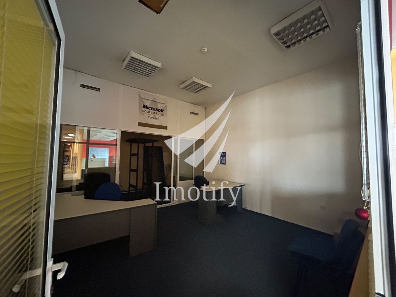 Дава под наем ОФИС, гр. София, Гео Милев, снимка 7 - Офиси - 56273357