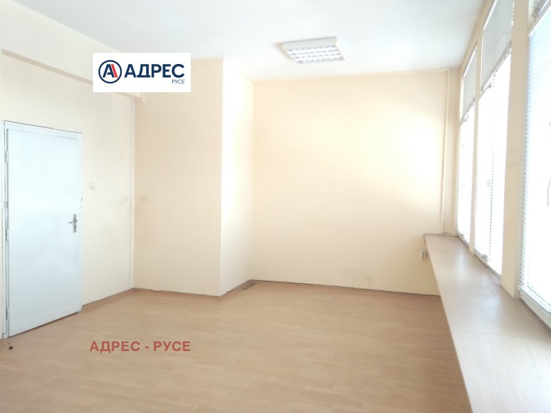 Дава под наем ОФИС, гр. Русе, Център, снимка 3 - Офиси - 53597224