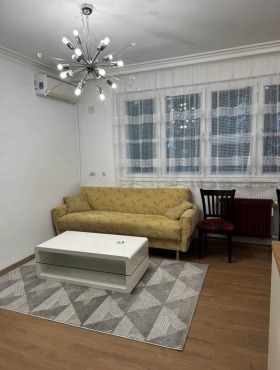 1 спаваћа соба Лозенец, Софија