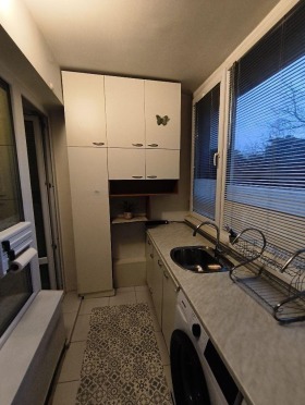 ����� ���� ��� ���� 3-�����,���� �����, ������� �������>