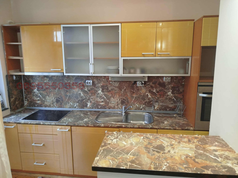 Дава под наем 4-СТАЕН, гр. Пловдив, Каменица 1, снимка 5 - Апартаменти - 52784540