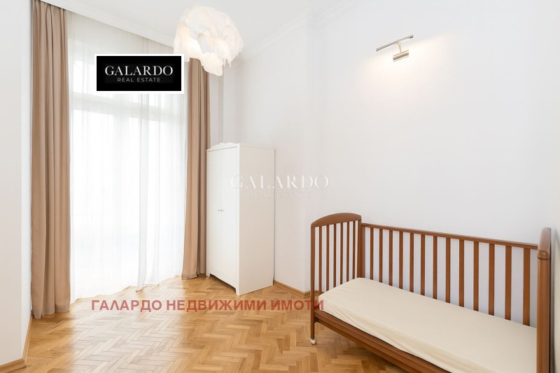 Дава под наем МНОГОСТАЕН, гр. София, Докторски паметник, снимка 11 - Апартаменти - 52318836