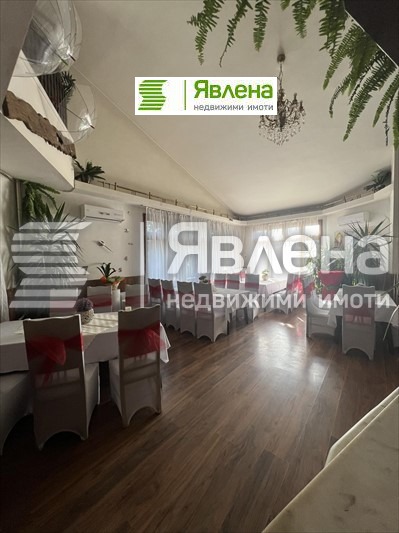 Te huur  Bar; Koffiebar Sofia , Kazitsjene , 550 m² | 95883981