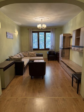 1 quarto Lozenec, Sofia