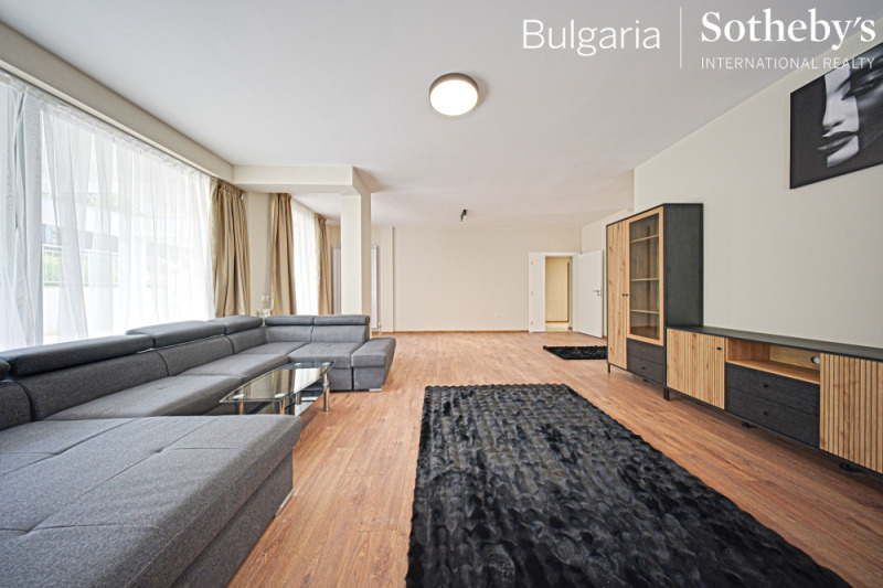 Te huur  3 slaapkamers Sofia , Dragalevtsi , 160 m² | 71838218