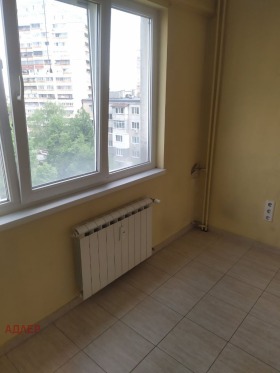 1 yatak odası Tolstoy, Sofia 5