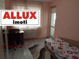 2 makuuhuonetta Tsentar, Ruse 8