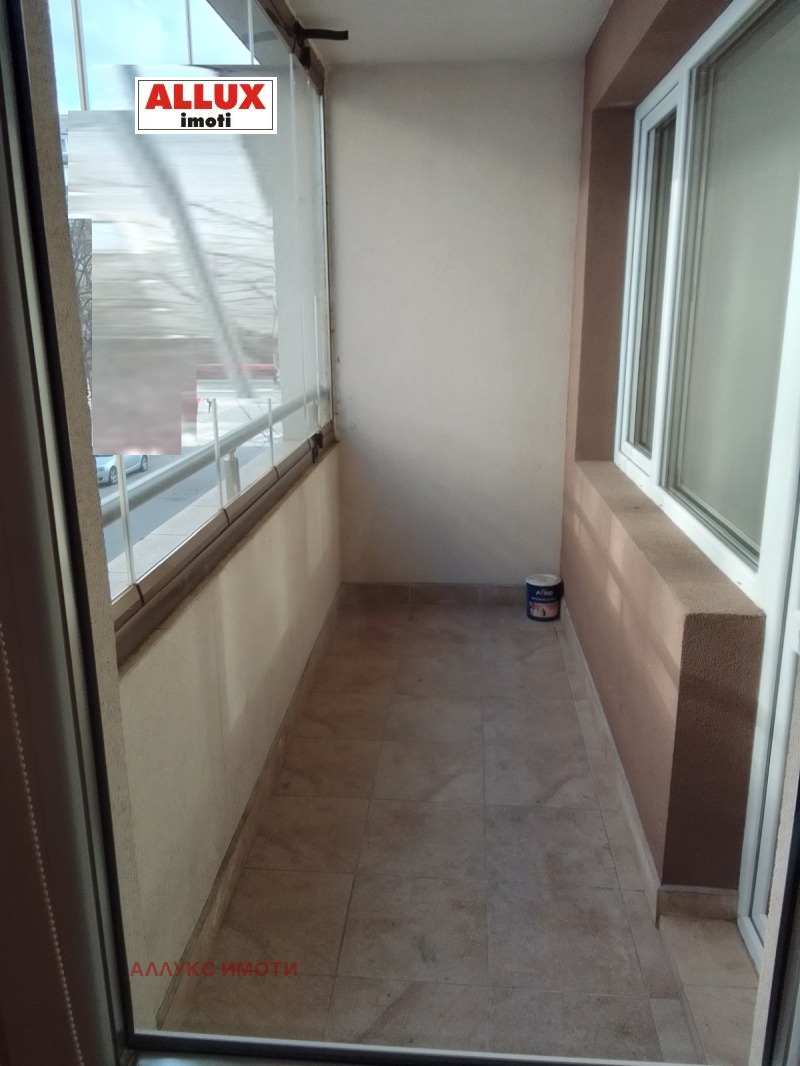 Дава под наем  3-стаен град Русе , Център , 110 кв.м | 45164419 - изображение [12]